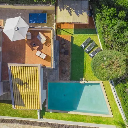 Bonaire Sky / Carmen Villa